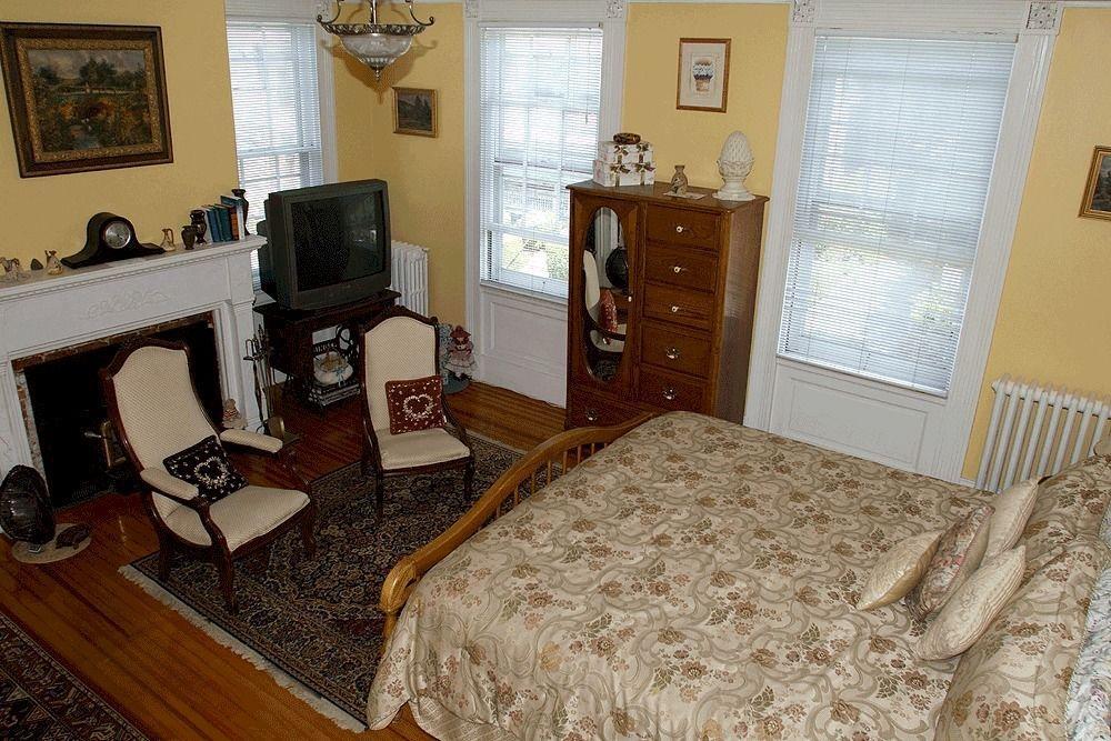 Historic Hill Inn Newport Bagian luar foto