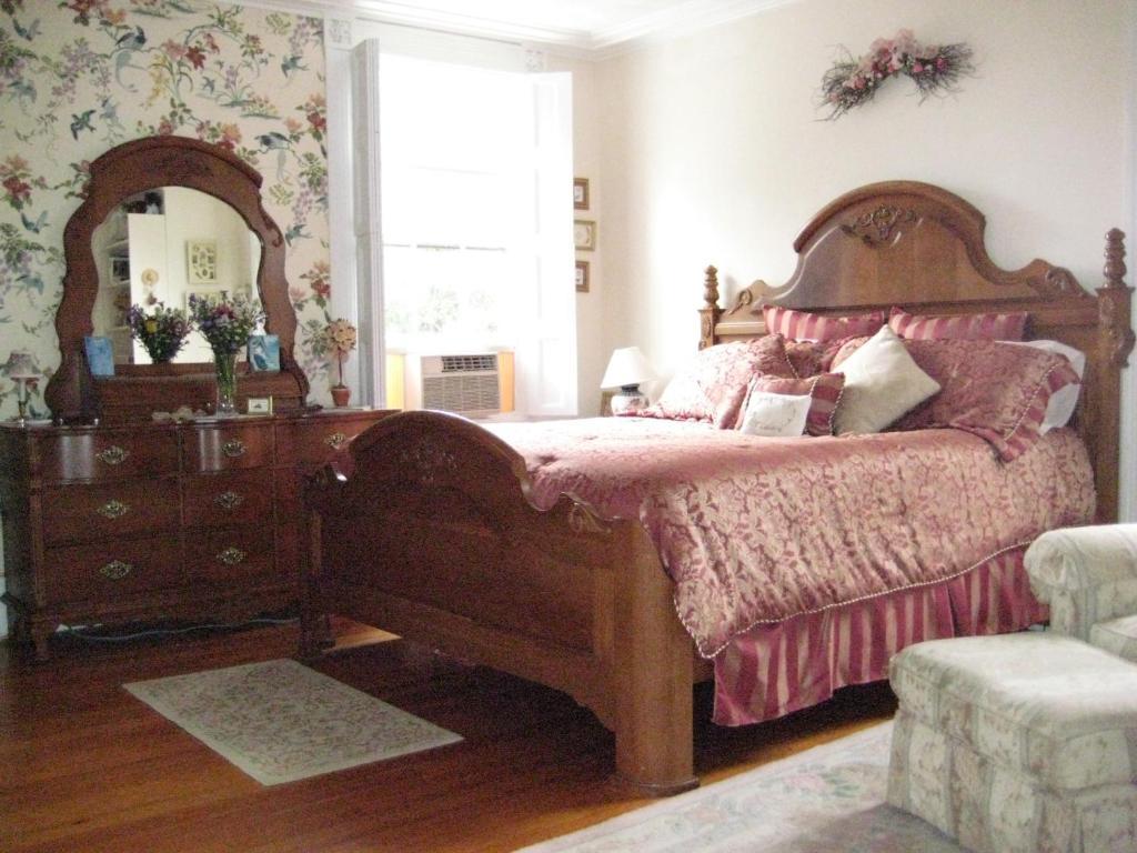 Historic Hill Inn Newport Ruang foto
