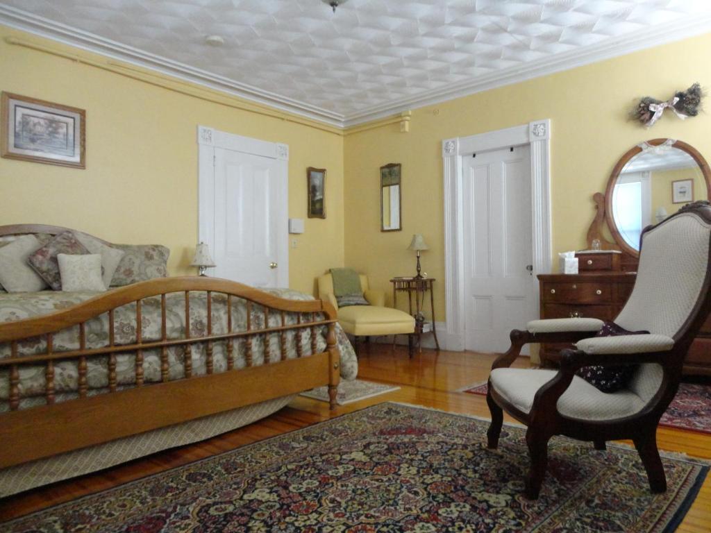 Historic Hill Inn Newport Ruang foto
